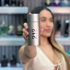 Carolina Herrera 212 Men NYC Eau de Toilette fragancia masculina fresca y amaderada