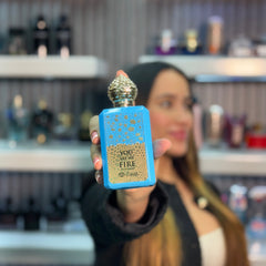 Zakat You Are My Fire perfume original disponible en Colombia. Unisex, completo y en decants de 5, 10 o 15 ml. PERFUMERIA UPPER